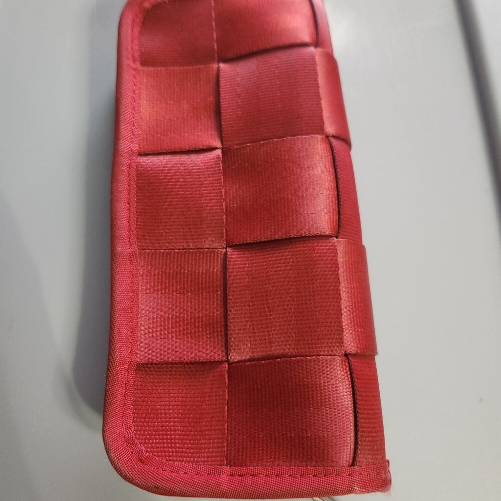 Harveys Original Classic Red Lola and Clutch Wallet - Picture 8 of 9